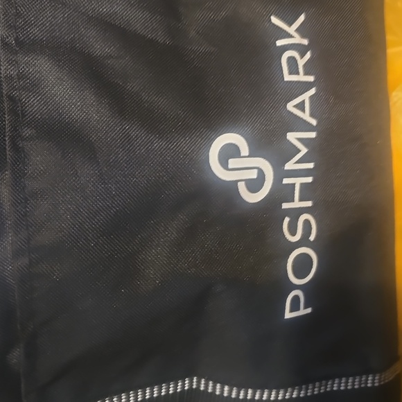 Black Tote Helper - Picture 2 of 6